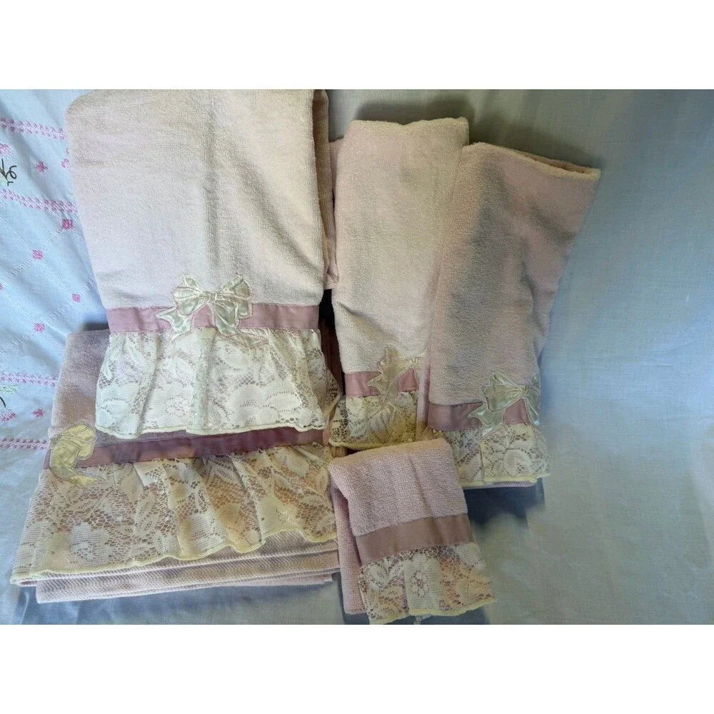Vtg Elizabeth Gray Lace 5pc Towel Set Pink Bows Made n USA